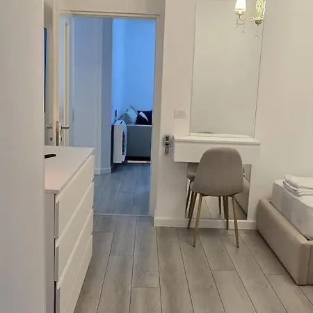 Luxury Lakeview Apartman *