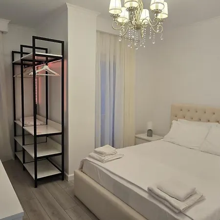 Luxury Lakeview Apartman Pogradec