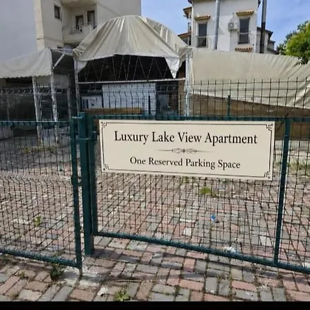 Luxury Lakeview Apartman Pogradec