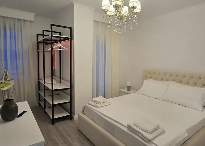 Luxury Lakeview Appartamento Pogradec